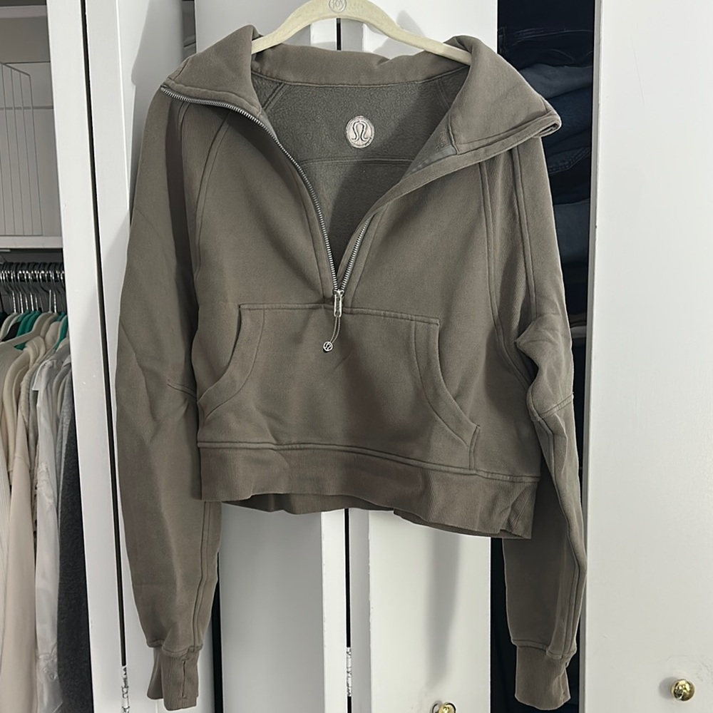 Lululemon Quarter Zip Scuba Hoodie. Taupe/Green/Gray color